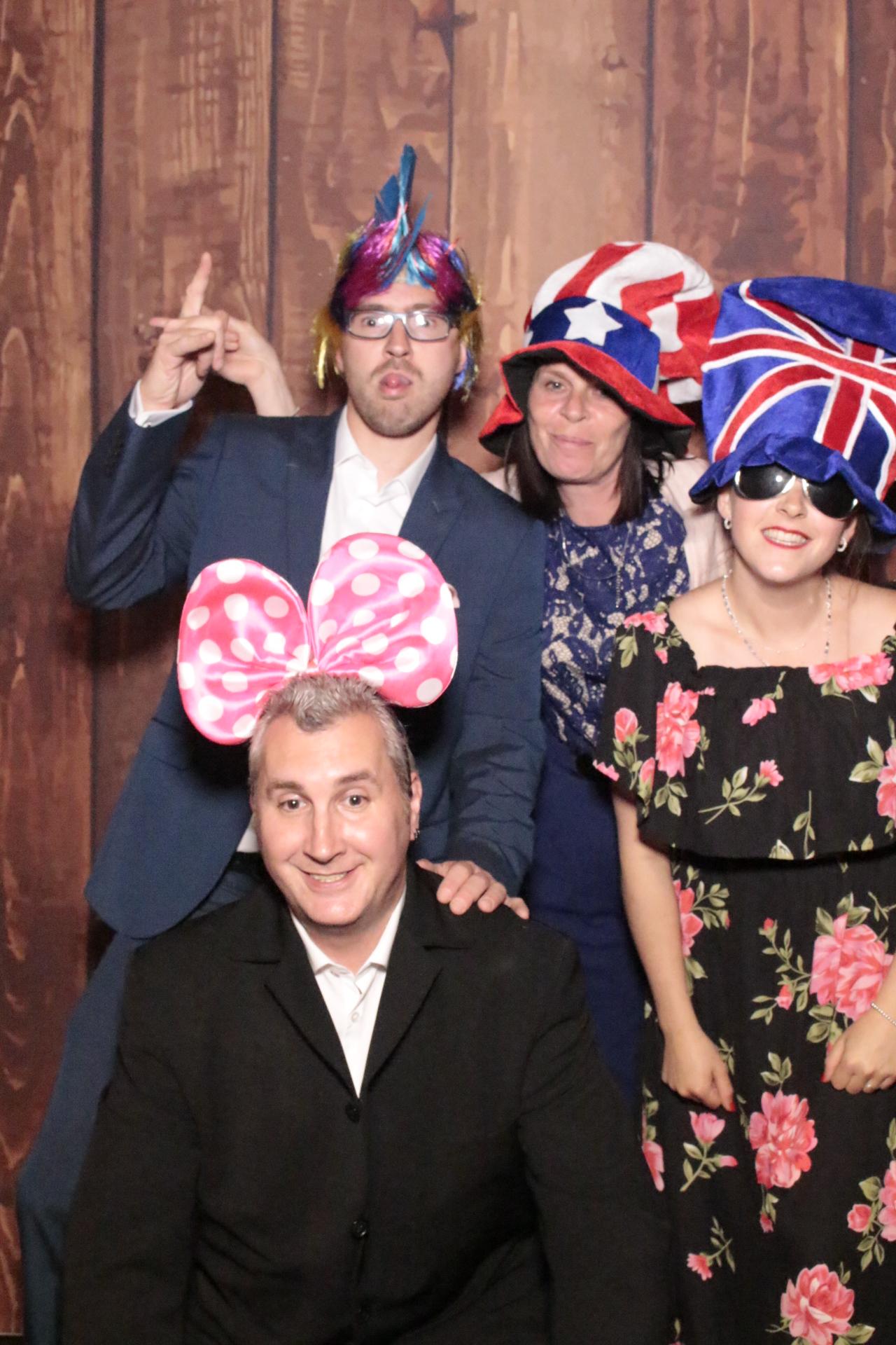 Christopher & Nicole's Wedding | View more photos from the event at gallery.myphotoboothexperience.co.uk/u/MyPhotoBoothExperienceLtd/Christopher-Nicoles-Wedding